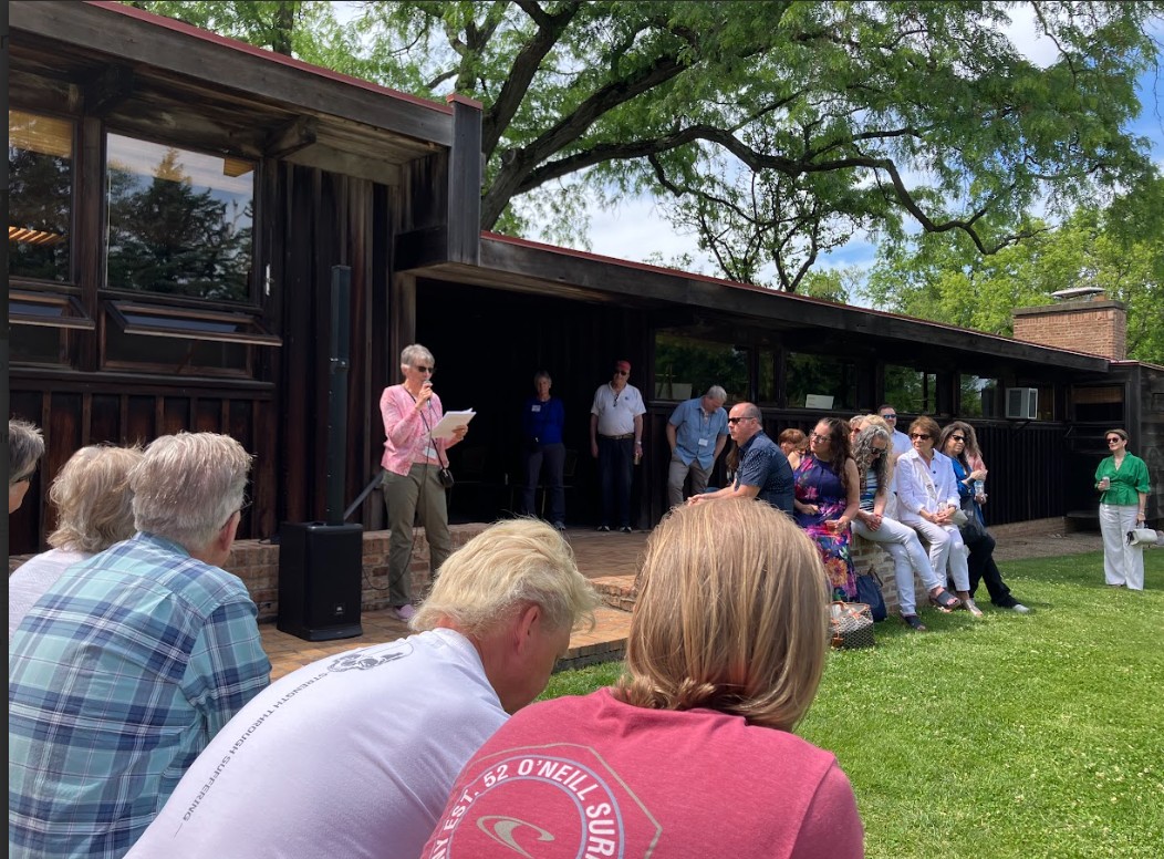 Jane Rozek, guests at the Schweikher House